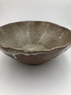 Wavy bowl